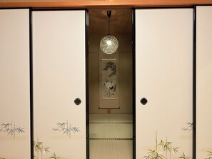 Interior - [Kamigyo-ku, Kyoto, Japan｜120 sq.m.｜3 Tatami rooms｜Max. 9 people (京都市)