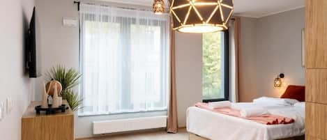 Comfort Apartment, City View | Blackout drapes, free WiFi