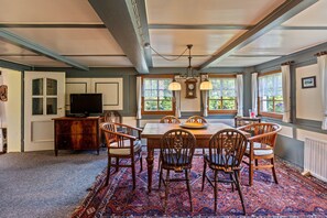 Dining - Apartment 'Bachrainhof 1' with Mountain View, Private Garden and Wi-Fi (Sankt Blasien)