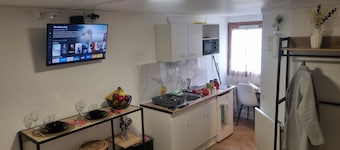 Le Cosy d'or Stade P. Mauroy free parking