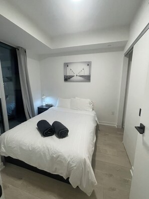 1 bedroom, internet, bed sheets