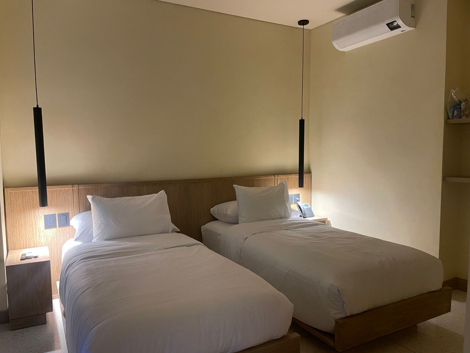 經典雙人或雙床房 | 房內夾萬、免費 Wi-Fi