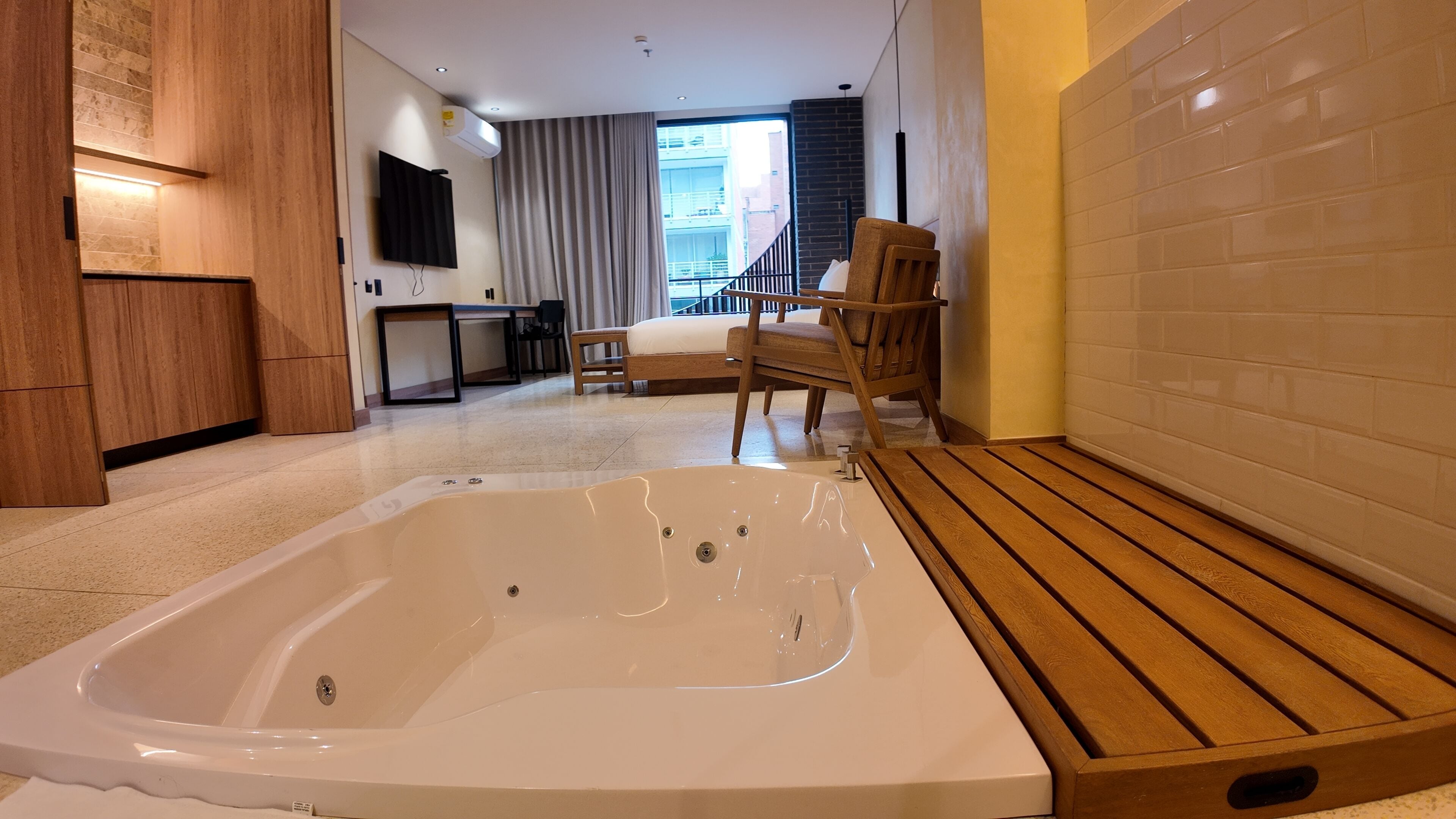 Deluxe Double Room | Pillowtop beds, in-room safe, desk, laptop workspace