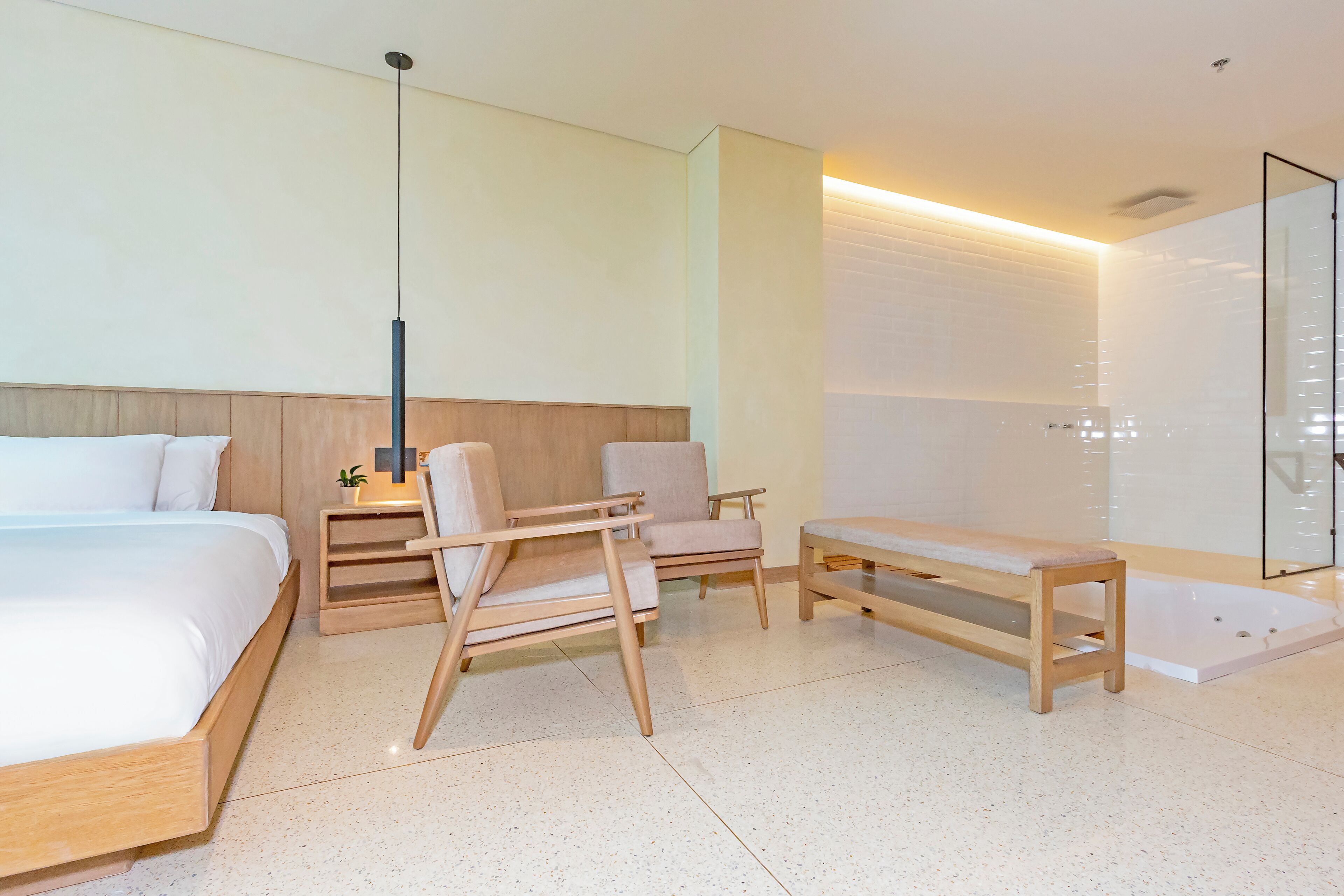 Deluxe Double Room | Pillowtop beds, in-room safe, desk, laptop workspace