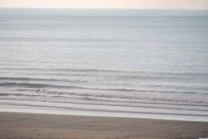 Beach - Perfectly positioned in the heart of Woolacombe stylish two-bedroom apartment (Woolacombe)