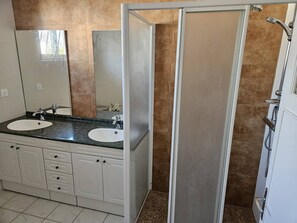 Bathroom - Spacious 4-bedroom house – Mimizan Bourg (MIMIZAN)