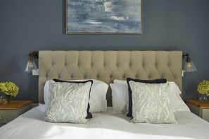 9 bedrooms - Perfect for large groups. Be it birthdays, wedding parties or a family and friends get-together, we (Bibury)