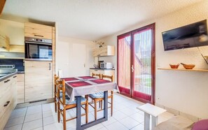 Dining - Maison familiale - Piscine & plages (Guidel)