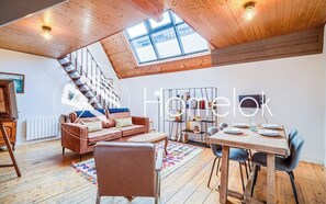 Dining - Atelier d’Artiste – Ville Close à pied (Concarneau)
