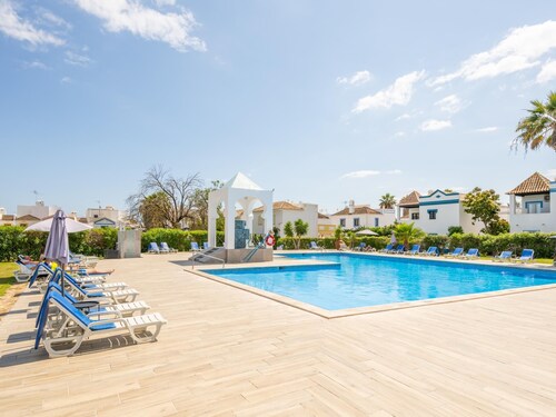 Algarve 3-Bedroom Villa w/ Pool, Beaches & Golf