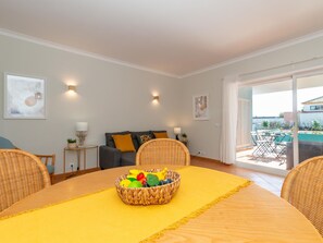 Interior - Sunny Golden 1BDR Apartment w/ Beach & Pool access included (Cabanas de Tavira)