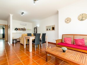 Interior - Santa Luzia Residence 2BDR Apartment 2 with Pool Wi-Fi (Santa Luzia Tavira)