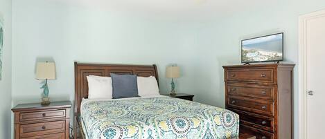 Iron/ironing board, free WiFi, bed sheets