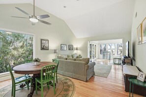 Smart TV - Seabrook Exclusives | 438 Golf Shore (Seabrook Island)