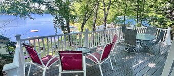 NEW: Lakefront Cottage on Kennebunk Pond, sleeps 6