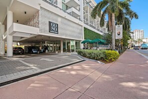 Exterior - Beach Escape 1BR • Walk to beach • Pool & Gym (Miami Beach)