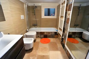 Uklassifisert bilde, 4 av 16, knapp