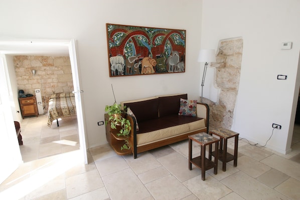 Unclassified image, 1 of 16, button - Casa di Ilaria: Independent Cottage with Private Garden in Monopoli (Cristo Re)