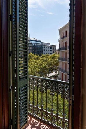 Interior - Apartment Gran Via 7 Bedrooms/14px-8 min Paseo Gracia (Barcelona)
