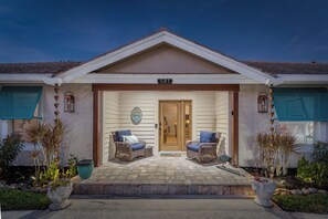 Exterior detail - Uniquely Beachy and Charmed 3BR | 3 BA with Pool on Canal (Marco Island)