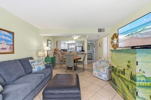 TV - ✨Ocean and Pool Views | 1st Floor with Private Patio | Castle Reef 109✨ (New Smyrna Beach)