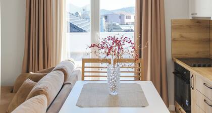 D&E Cozy Stay 2-Bedrooms Tirana