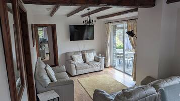 Comfort Apartment, Mountain View | Living area