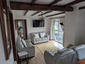 Comfort Apartment, Mountain View | Living area - Cwmbach Lodges  (Cadoxton)
