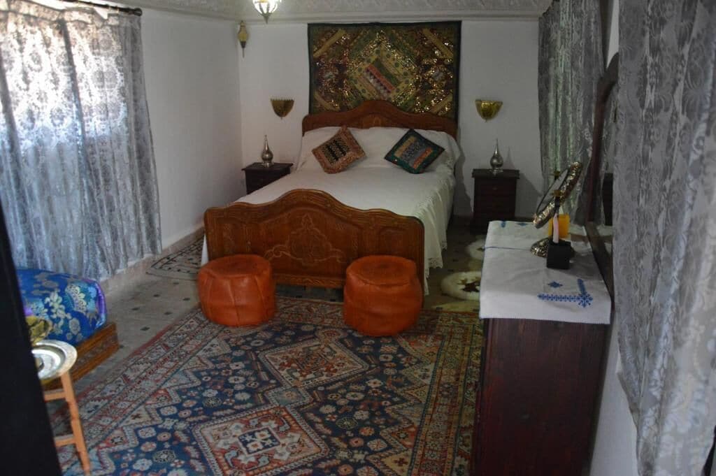 Comfort Double or Twin Room, Patio, Courtyard View | Iron/ironing board, free WiFi