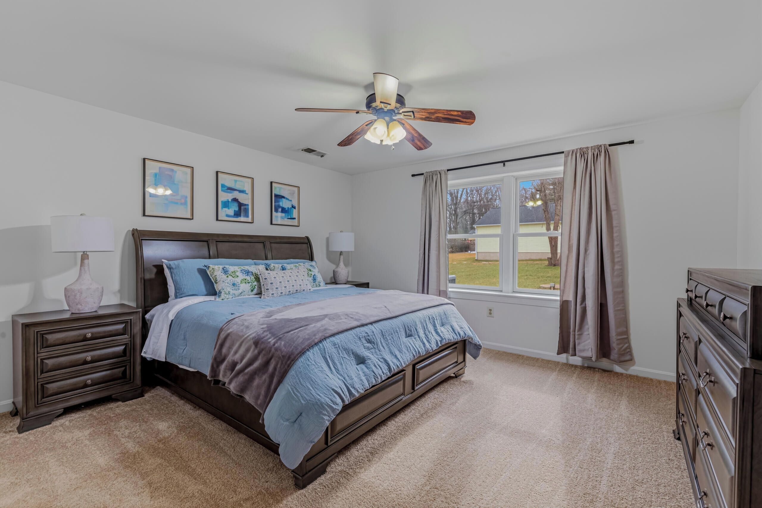 Internet, bed sheets