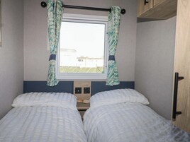 3 bedrooms, individually decorated, individually furnished, free WiFi