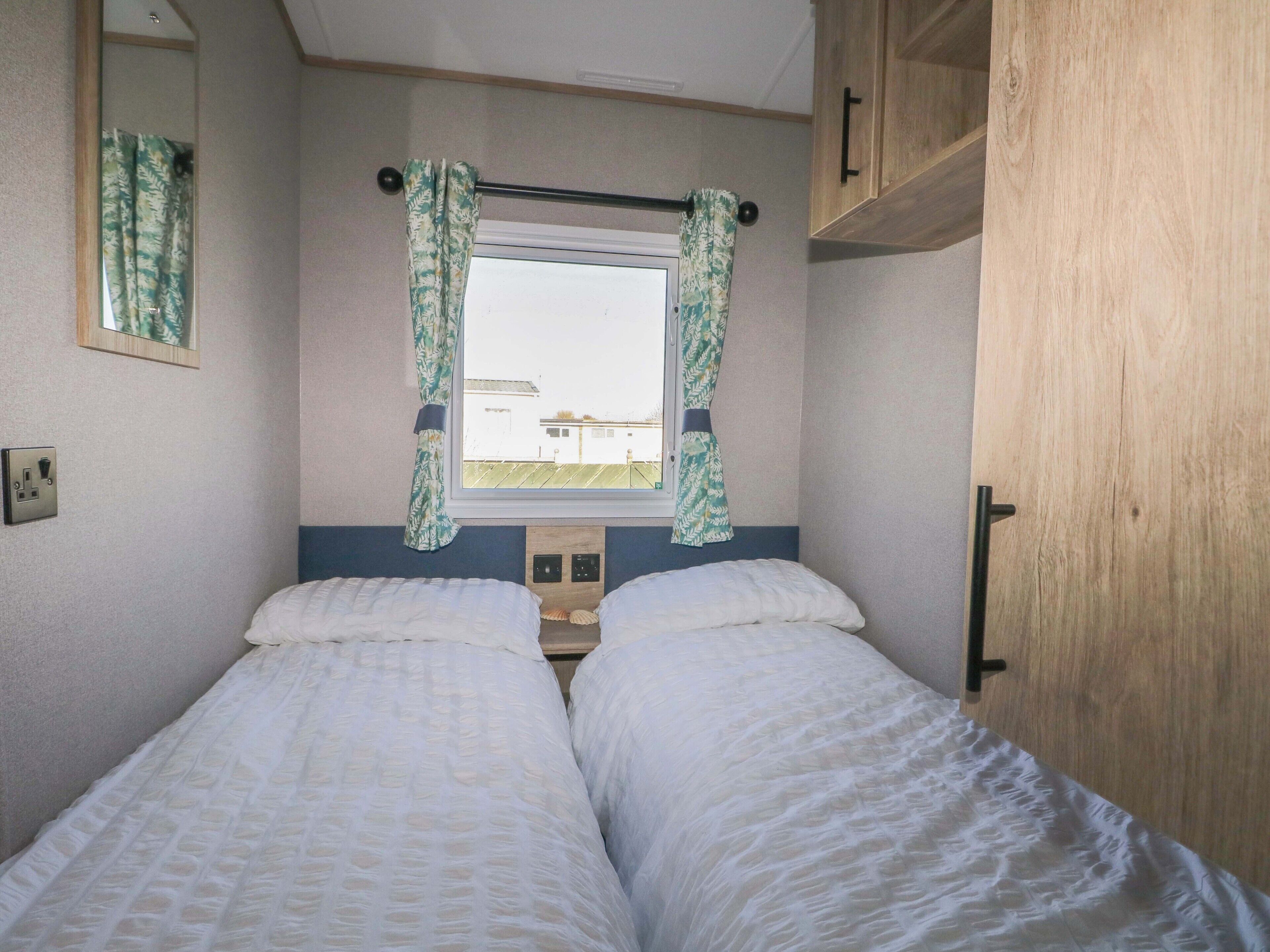 3 bedrooms, individually decorated, individually furnished, free WiFi