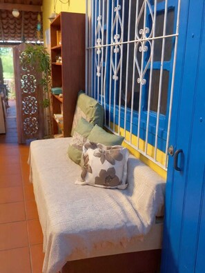 Interior - Cozy house with direct access to the grass in Cabo Frio, pets allowed. (Cabo Frio)