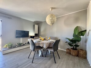 Living room - Faro Modern by Homing (Faro)