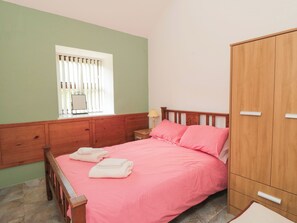 2 bedrooms, individually decorated, individually furnished, free WiFi - The Cow Byre (Saltburn-by-the-Sea)