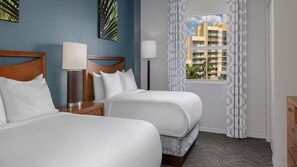 Unclassified image, 4 of 24, button - Palm Aire Pompano Beach on golf course- 5 miles to the ocean (Pompano Beach)