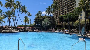 Unclassified image, 4 of 14, button