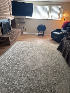 Interior - Great location! Close toRedrocks amphitheaterthe historicaland other towns. (Lakewood)