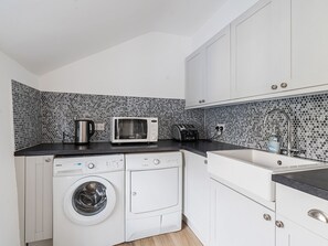 Lavavajillas, utensilios de cocina