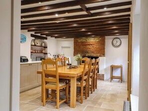 Cottage | Dining - Bridge Cottage (Bridport)