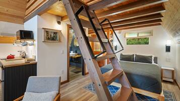 1 bedroom, travel crib, WiFi, bed sheets