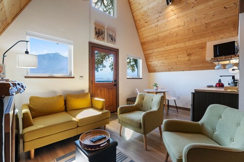 The Return Artbliss Hotel Mountain View Cabin