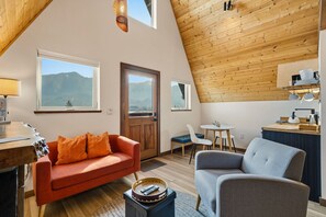 TV, fireplace - 4 A-Frame Cabins - 2 Outdoor Private Soaking Tubs (Stevenson)