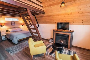 4 間睡房、可攜式嬰兒床、Wi-Fi、床單