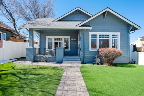 Historic Prescott Craftsman | Walk to Downtown | 3BR Retreat
