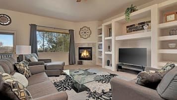TV, fireplace, offices