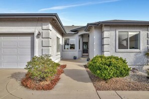 Exterior - *J*Central Loc Quiet Neighborhood! Spacious Home (Prescott)