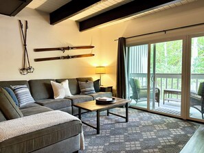 Smart TV - Peaceful 2-bedroom condo in beautiful Vail for your getaway (Vail)