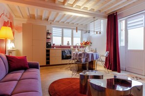 Living area - Superb 3-star gîte, parking space in front of the gîte. Pets welcome! (Bayeux)