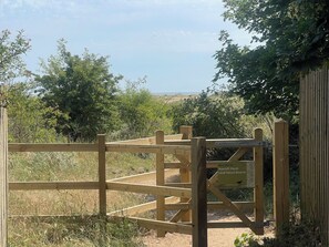 Imagen sin descripción, 3 de 16, botón